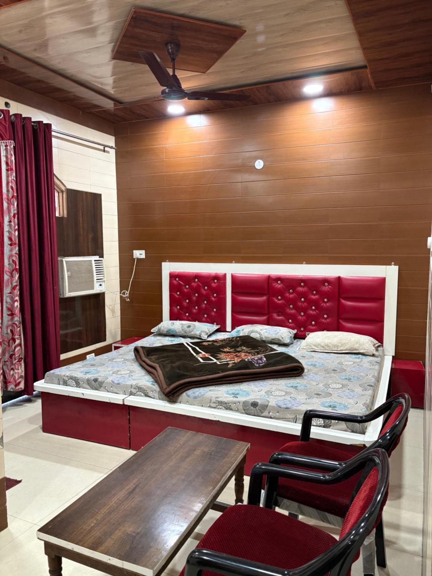 Dream Land Hotel Jammu Eksteriør bilde